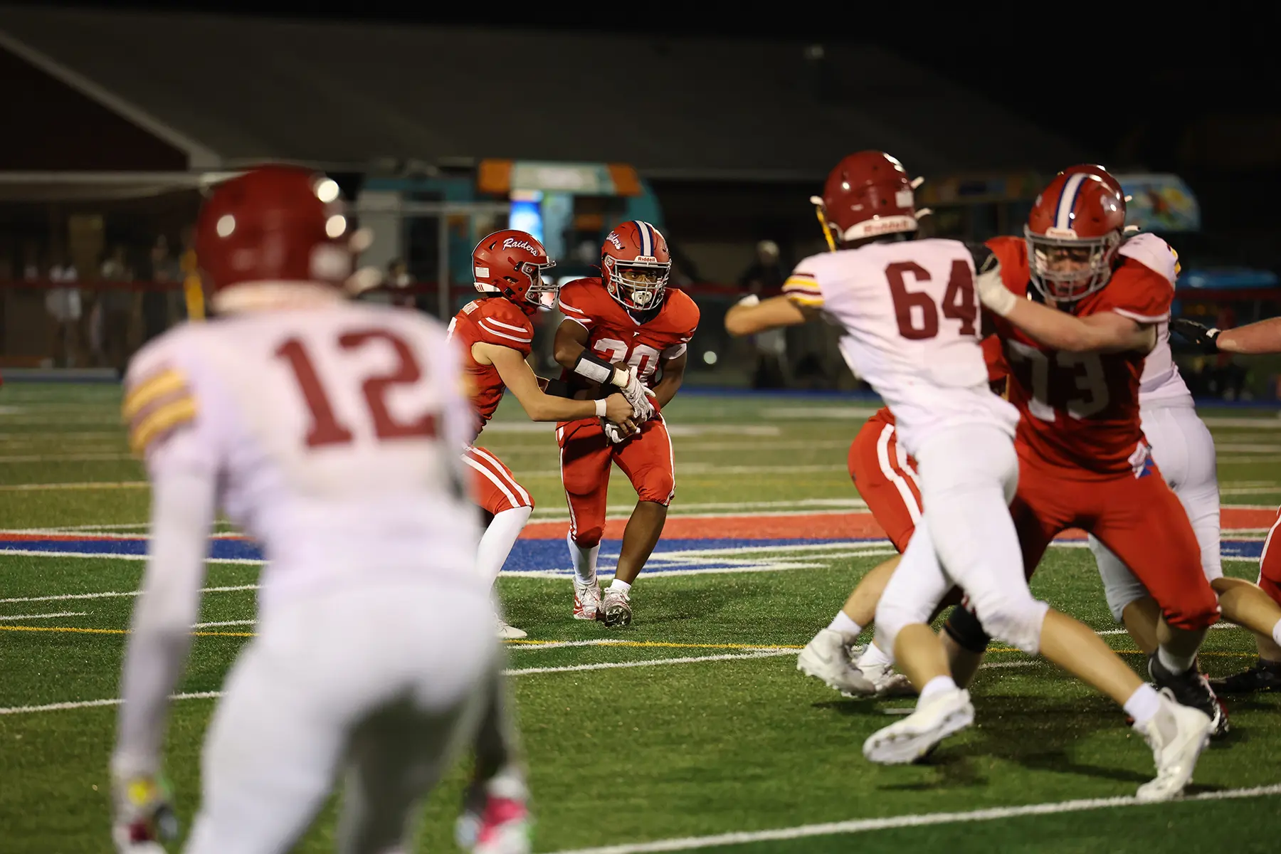 QB handing the ball off
